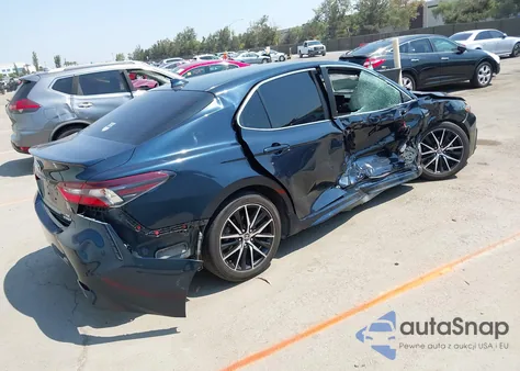 2021 Toyota Camry Se Hybrid z USA, uszkodzony, nr VIN 4T1S31AK1MU026235